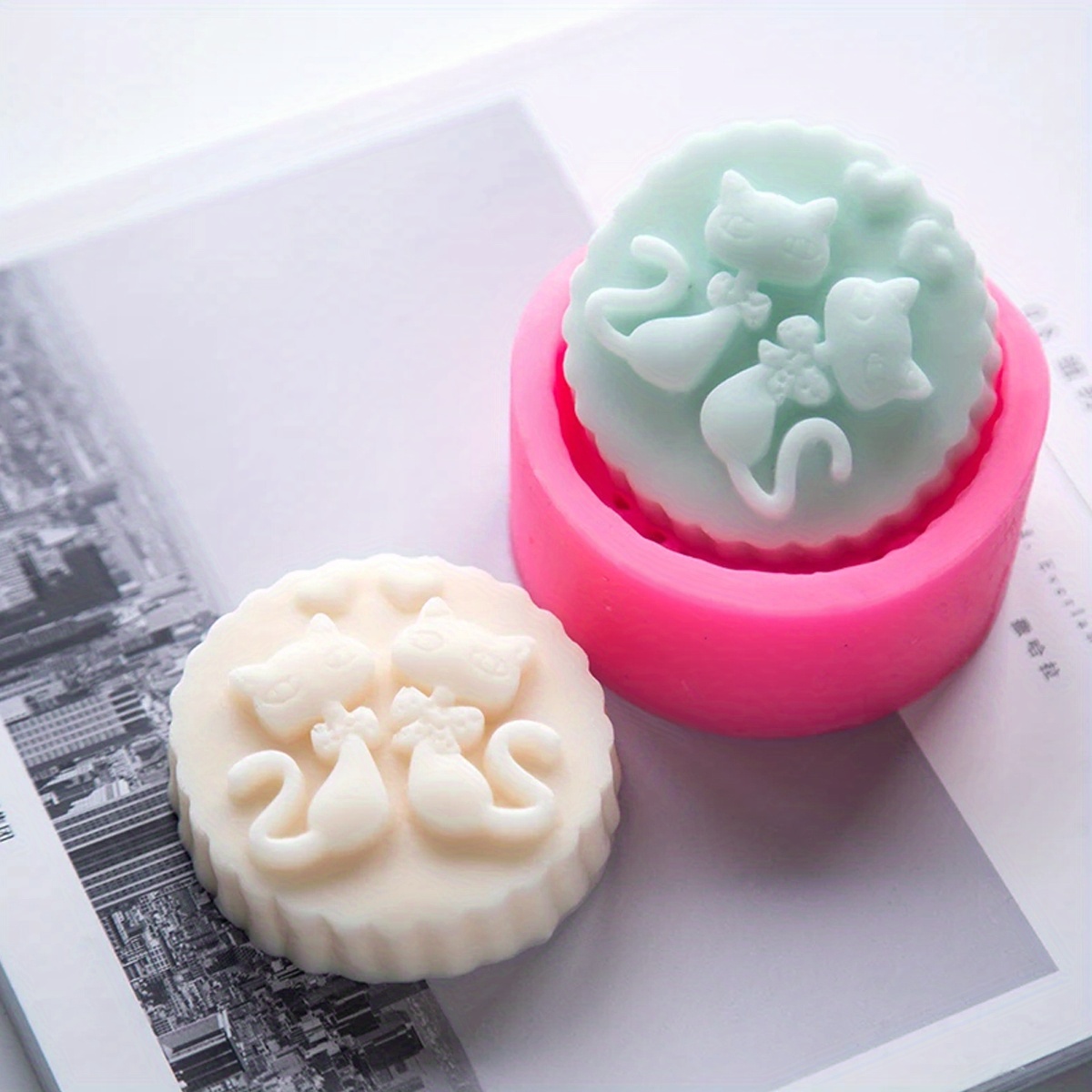Candle Making Reno - 1-Piece Silicone Cat Soap Mold -