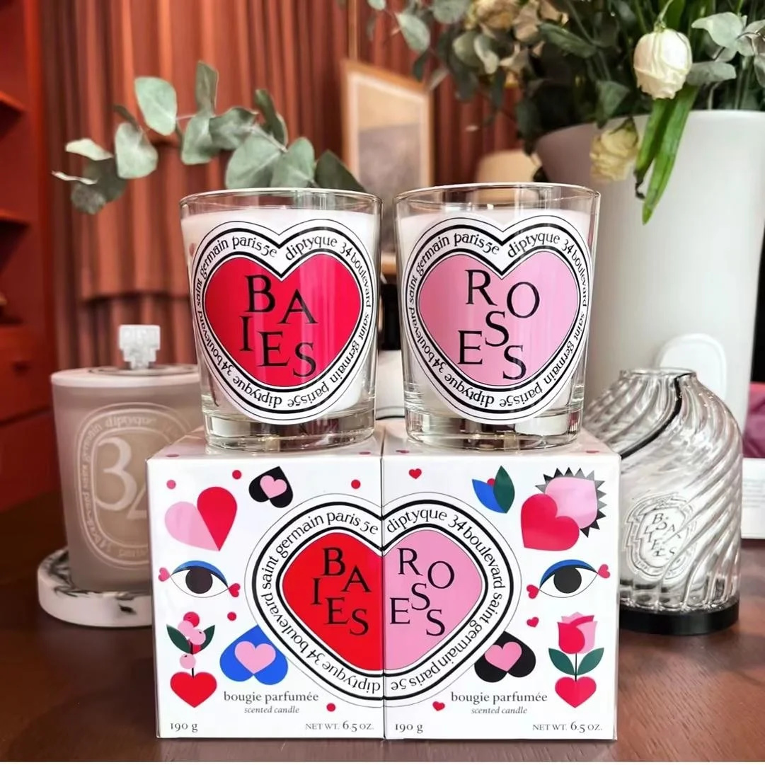 Romantic Limited Diptyques Can - đánh giá và giá Coconut Wax Flake